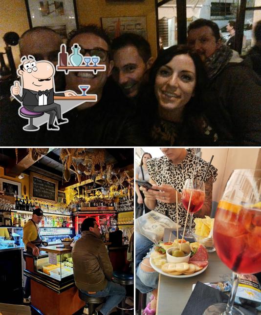 Gli interni di Caffè Accademia