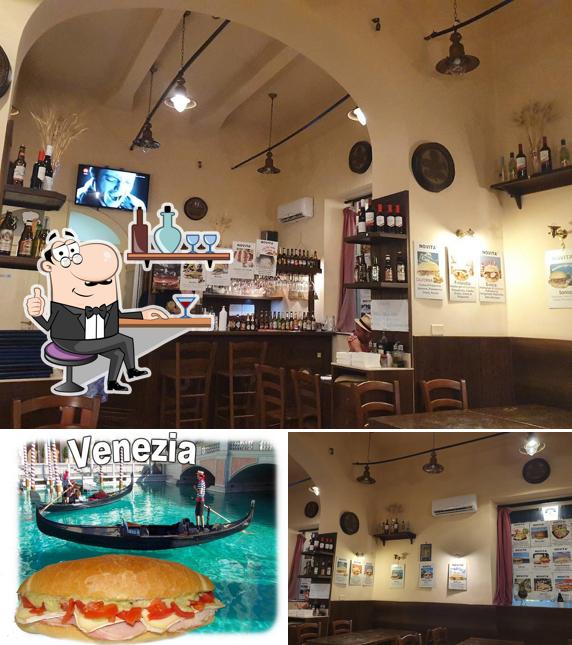 Dai un'occhiata agli interni di Il Semaforo