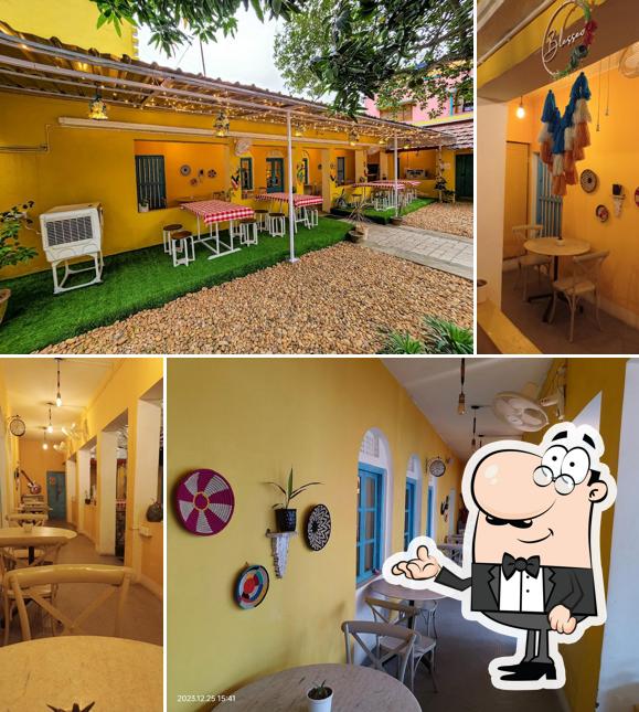 Check out how Jonaki - The Coffee Shop looks inside