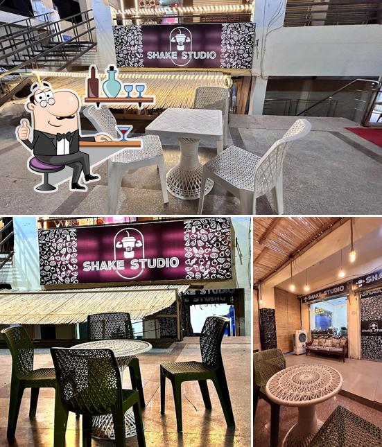 Check out how SHAKE STUDIO looks inside