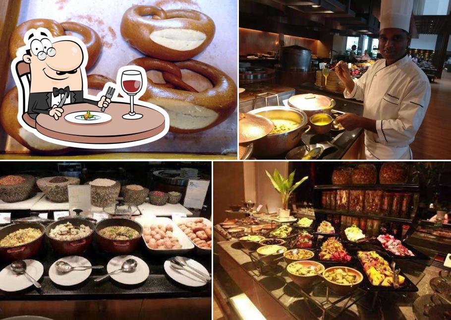 Food at Seasonal Tastes - The Westin