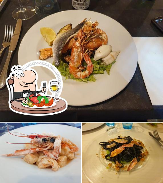 Gli ospiti di Ristorante il Riccio possono godersi vari pasti di mare