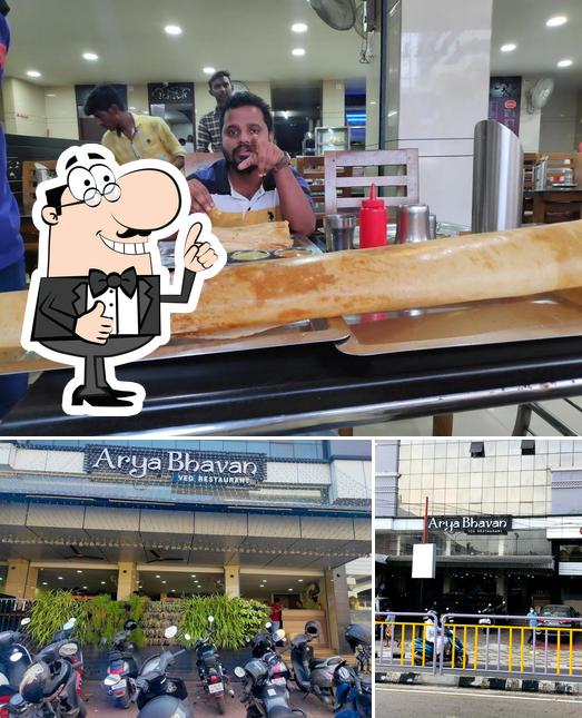 Here's a pic of Arya Bhavan Mavoor Road