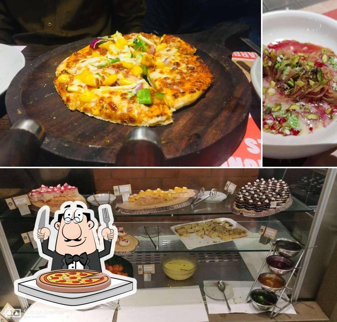Order pizza at Barbeque Nation - Pune - Amanora