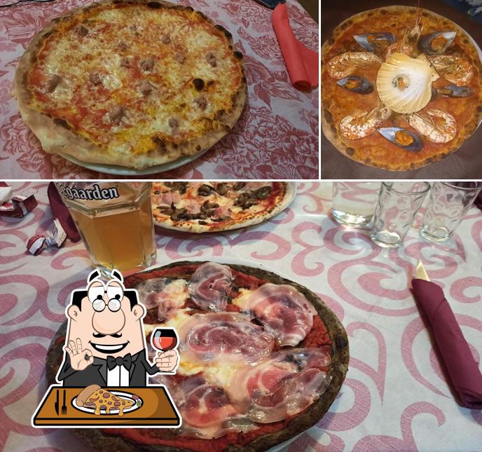 Ordina tra le molte varianti di pizza