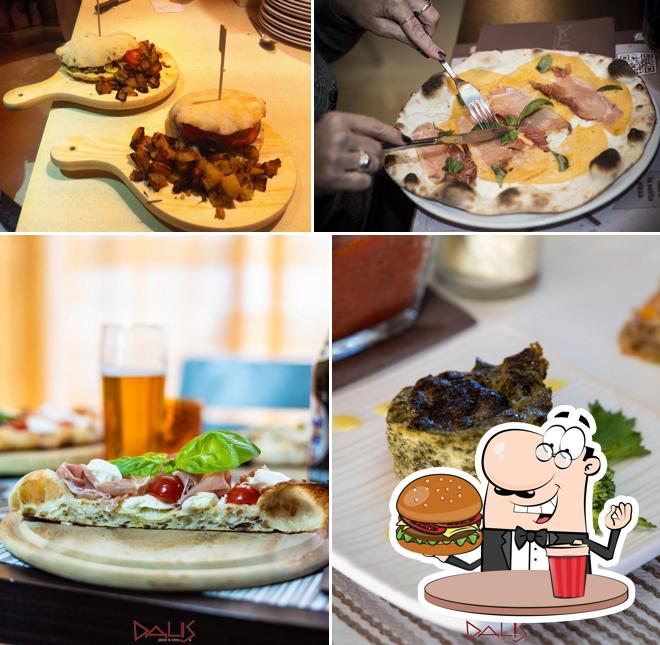 Prova un hamburger a Dalis - Pizza & Wine Conversano
