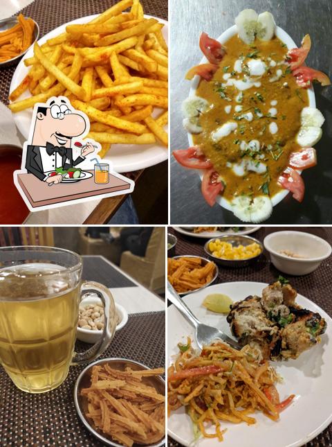 Food at Shivanand Rest-O-Bar And OYO Pancham