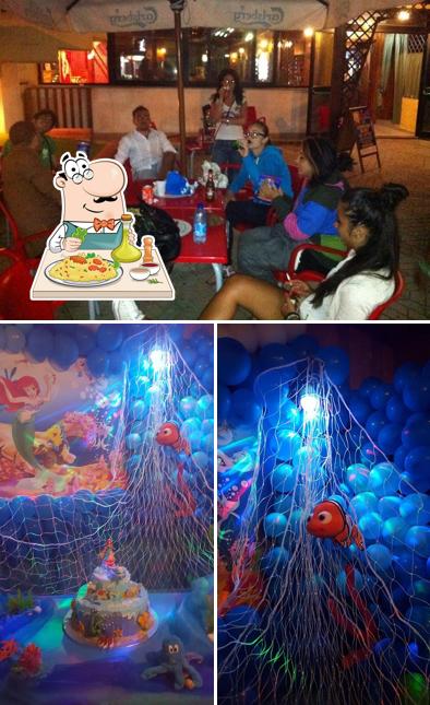 Questa è la foto che presenta la cibo e bevanda di RollerBall