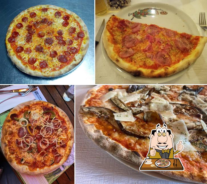 Ordina tra le svariate varianti di pizza