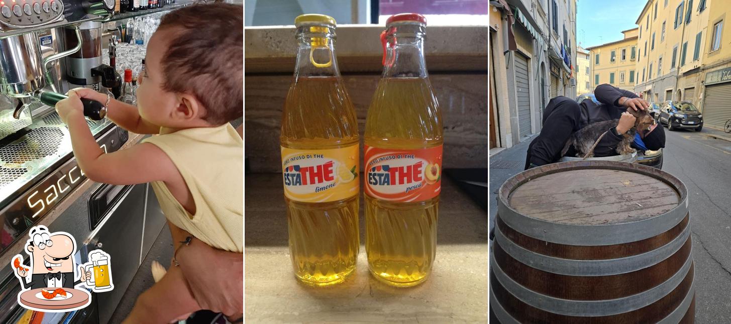 Puoi goderti un rinfrescante bicchiere di birra chiara o scura