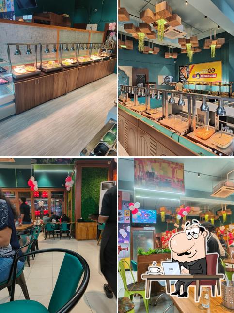 Check out how TRIPLE ONE 111 by Uncle Donald PIZZA The Premium Unlimited Pizza Rest looks inside