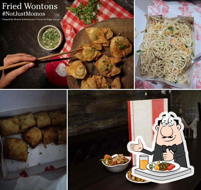 Food at Chopsticks Momos