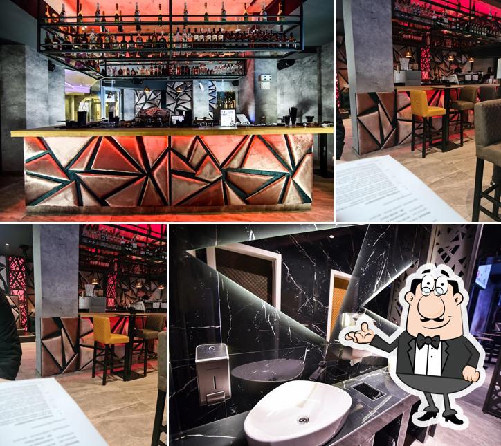 Siediti a un tavolo di MYSTIQUE bar & more