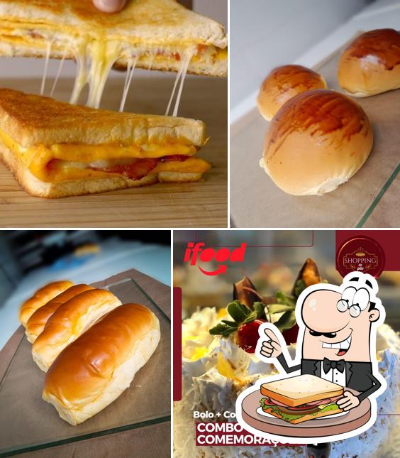 Sanduíches de queijo grelhado em SHOPPING DO PAO - CIDADE JARDIM