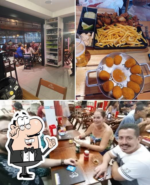 Veja imagens do interior do Churrasco Grego São Vicente