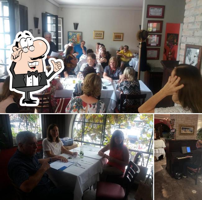 Veja imagens do interior do Campania Ristorante