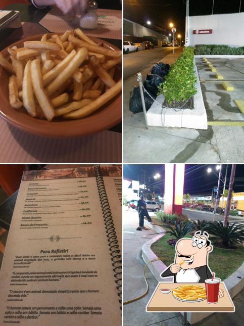 Peça fritas no Ciabatta Lanches Botucatu