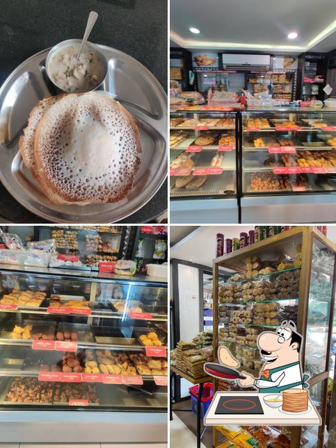 Pancakes at Cochin Bakers