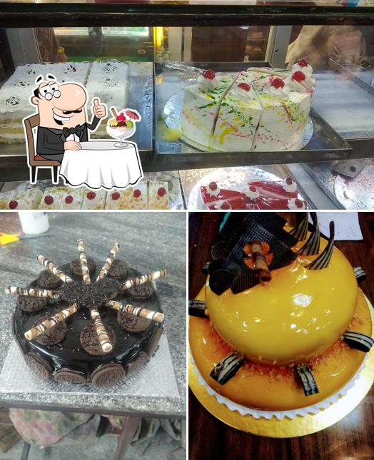 SSLV BENGALURU IYENGAR BAKERY AND SWEETS serves a number of desserts