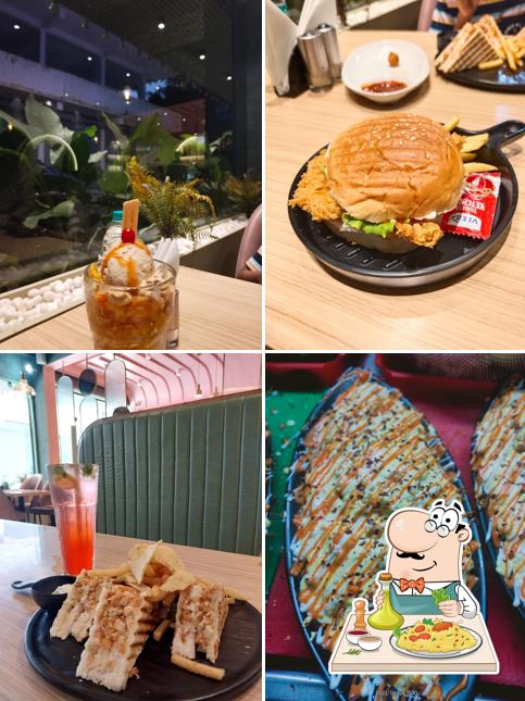 Food at Arya Falooda World