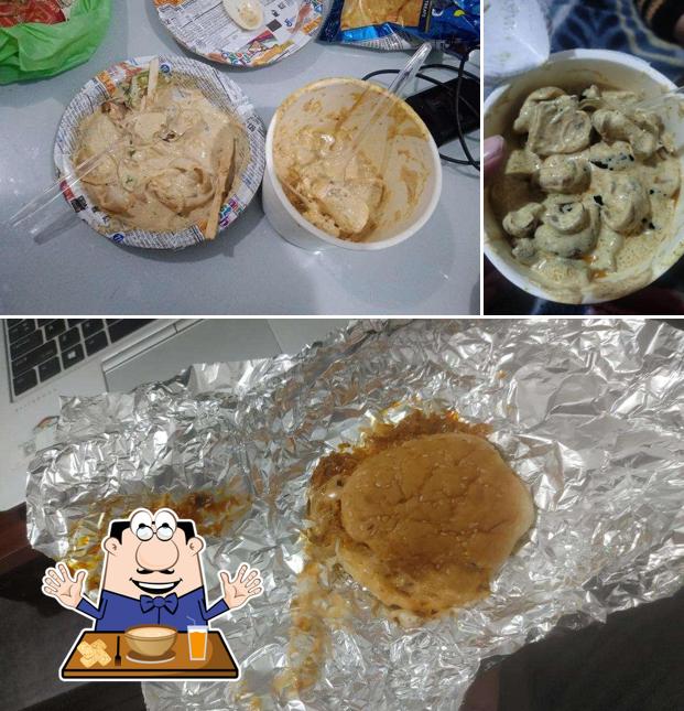 Clam chowder at Sector 14 Multani Di Vegi Hatti