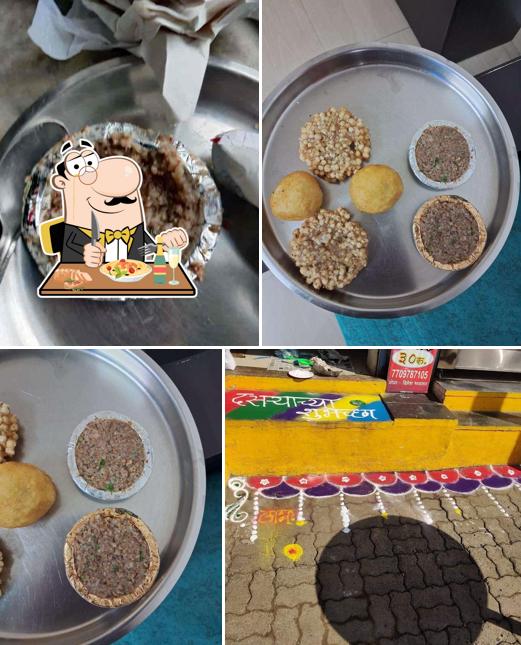 Meals at New sayantara