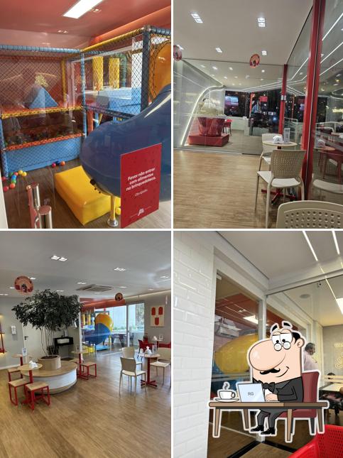 Veja imagens do interior do Degusta Delícias Geladas (Graças)