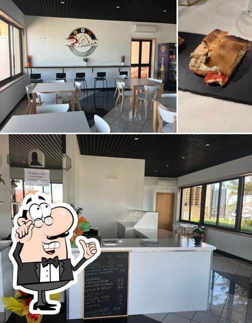 Guarda la foto che mostra la interni e cibo di Rimulia