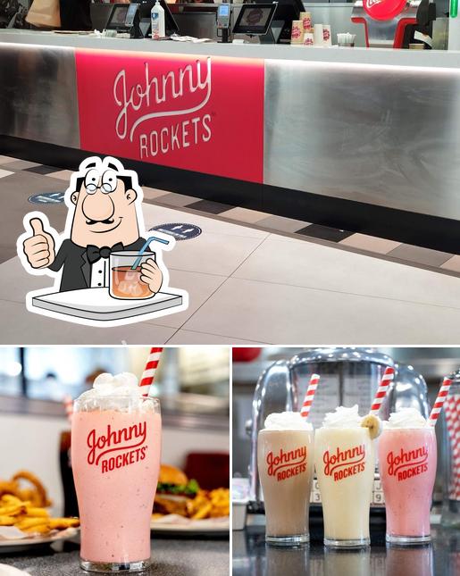 Voici l’image indiquant la boire et intérieur sur Johnny Rockets