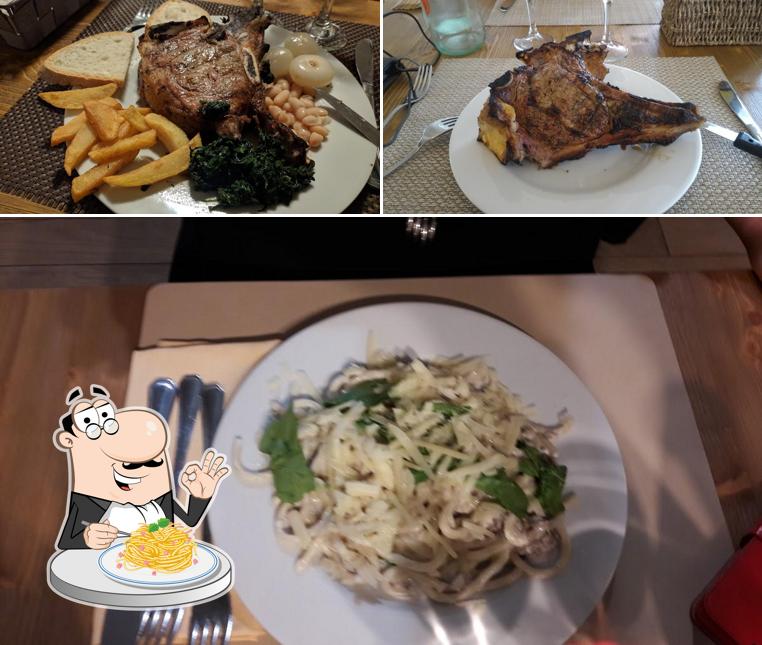 Spaghetti alla carbonara al Ristorante L`Astronave