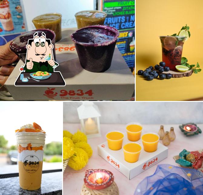 Chocolate mousse at 9834 The Fruit Truck, Rajkot (Amin Marg)