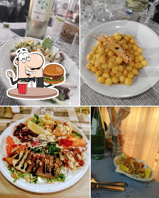 Ordina un hamburger a Lu Vecchiu Spizzicu