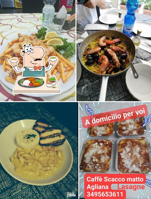 Calamari fritti al Punto Pranzo Caffe Scacco Matto