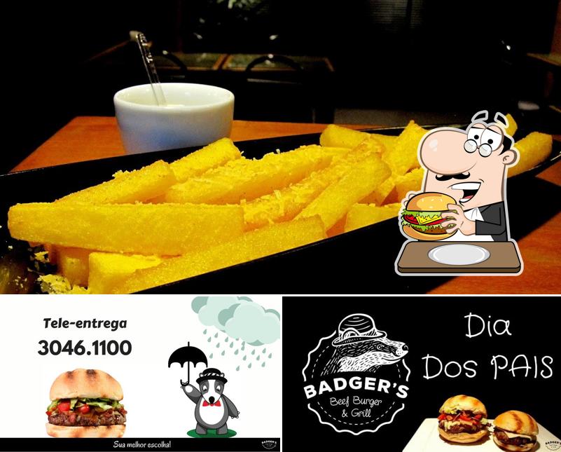 Experimente um hambúrguer no Badger's Beef Burger & Grill