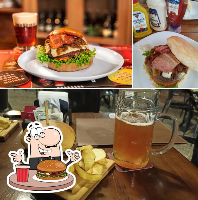 Experimente um hambúrguer no Bar Uberbrau
