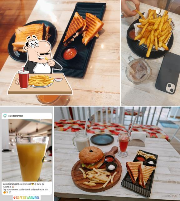 French fries at Cafe De Arambol