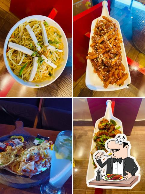 Red and Hot Cafe and Restaurant - Patna