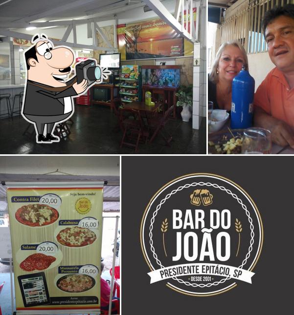 Look at this image of Bar do João