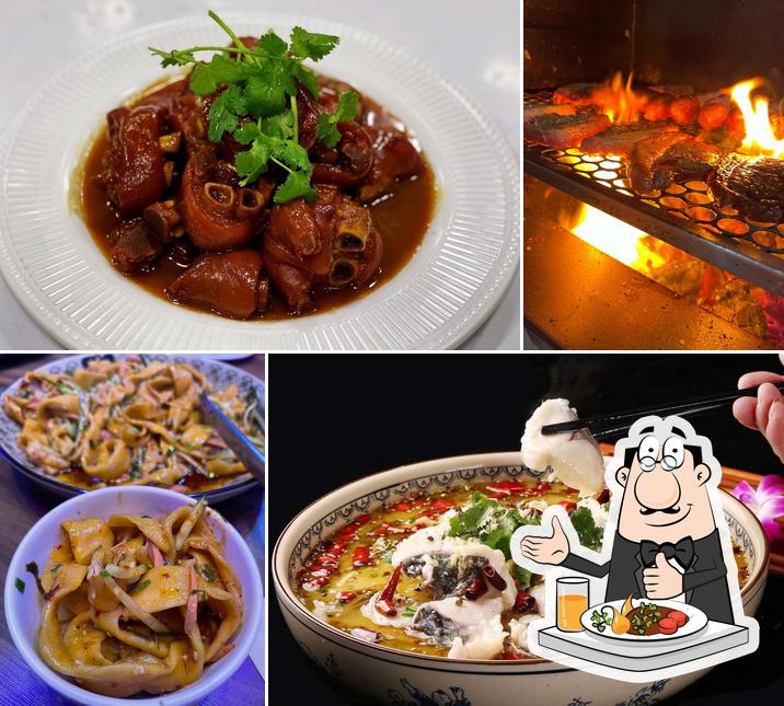 Platos en 名都音乐酒吧 MINGDU Bar Música