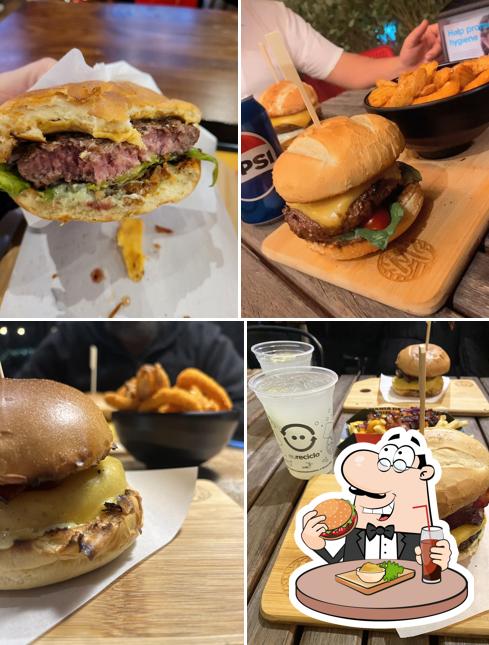 Peça um hambúrguer no Mania de Churrasco Prime Steak & Burger