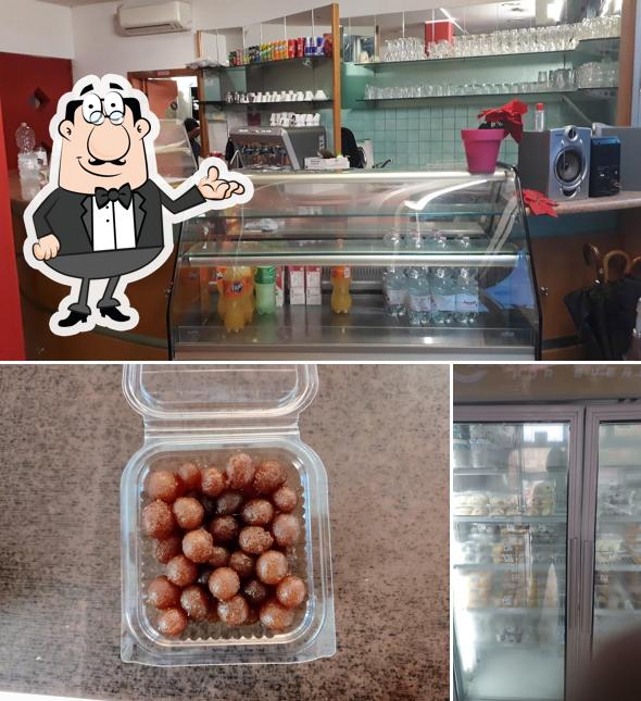 Gli interni di Bangla Misti Ghor