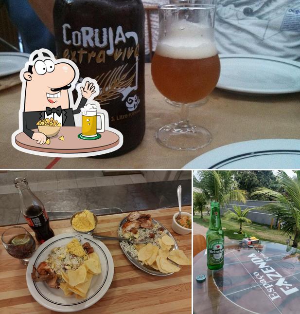 Peça um copo de cerveja leve ou escura
