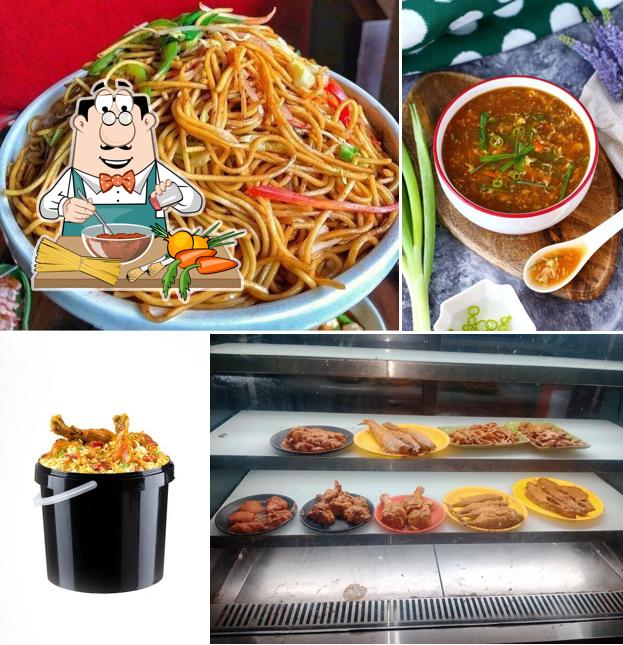 Spaghetti bolognese at SkyWalk Restaurant [Veg / Non-Veg]