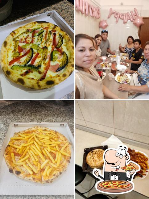 Scegli tra le svariate varianti di pizza