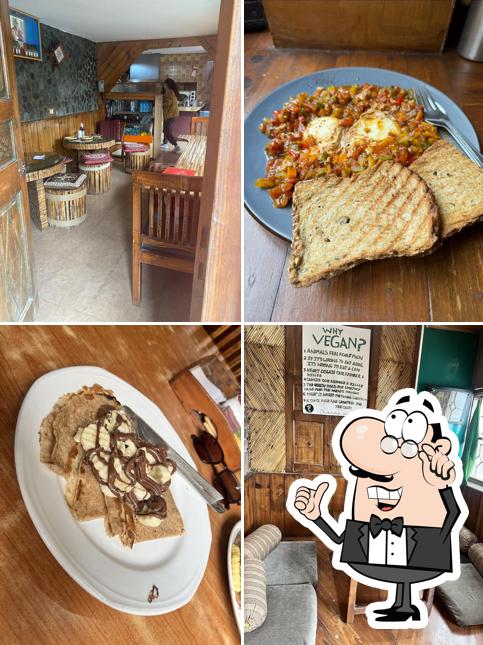 The interior of Crepe Pancake