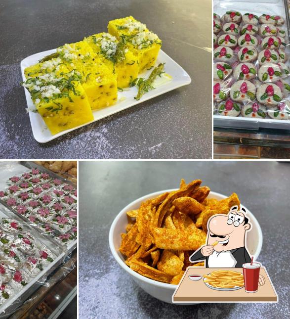 French fries at Adarsh Sweet & Farsan