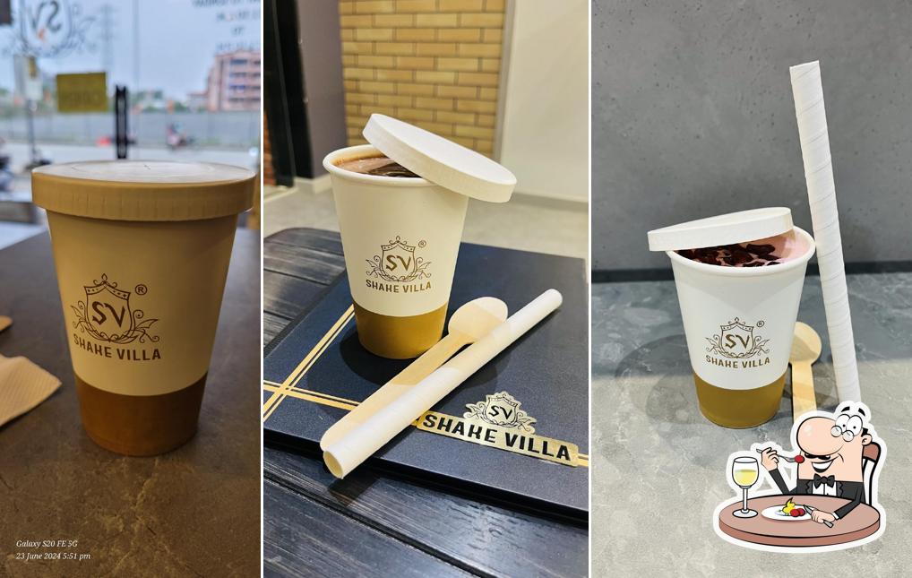 Chocolate mousse at SHAKE VILLA