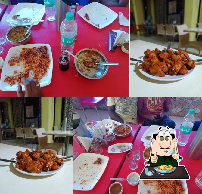 Food at CFC CHILLYS RESTAURANT