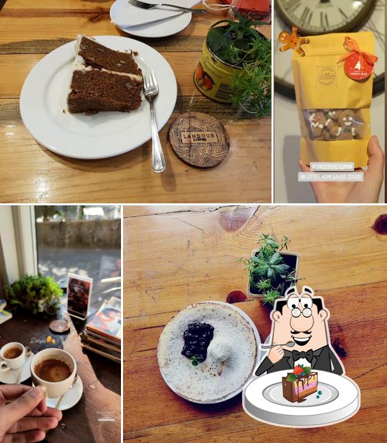 Chocolate cake at Lotte's Homebaked Goods & Cafe / roastery cafe / bakery cafe