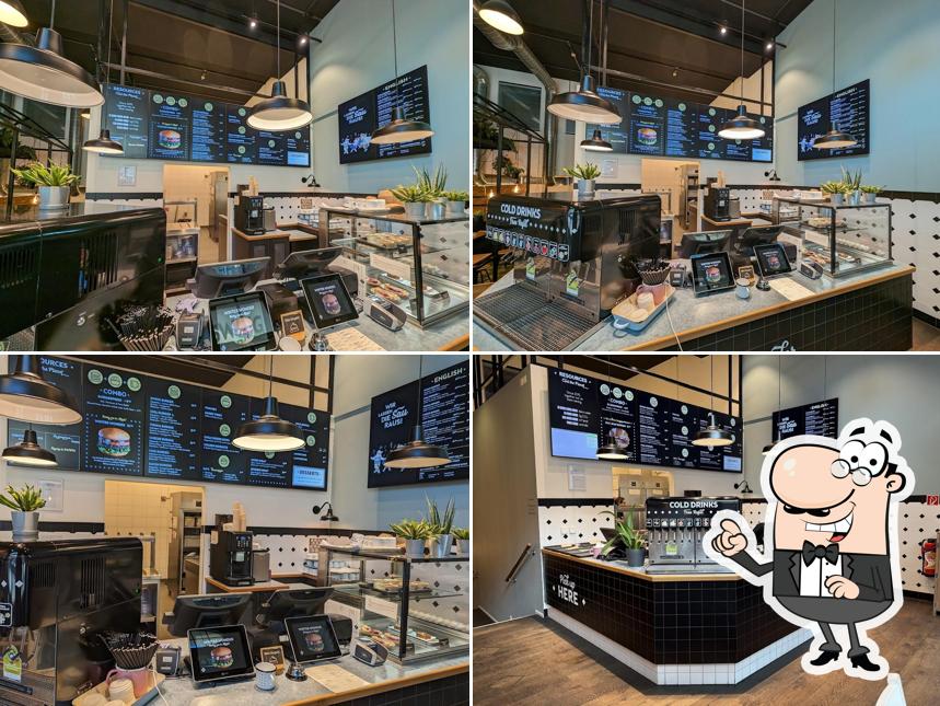 Siediti a un tavolo di Swing Kitchen